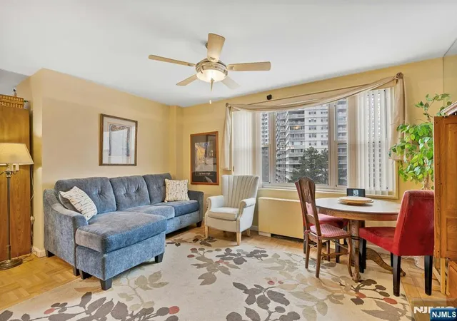 2nd image of 2000 Linwood Ave #5A, Fort Lee, NJ 07024 | MLS# 26006203