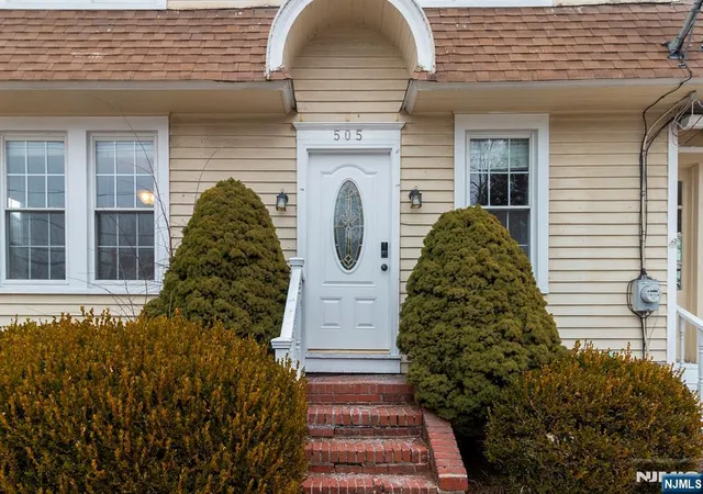 4th image of 505 Neck Rd, Burlington Twp, NJ 08016 | MLS# 26006352
