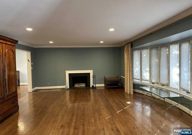 Photo 2 of Single family home for sale at 711 Camperdown Rd, Teaneck, NJ 07666 | MLS# 26006360 | Listing updated on 2026-04-16