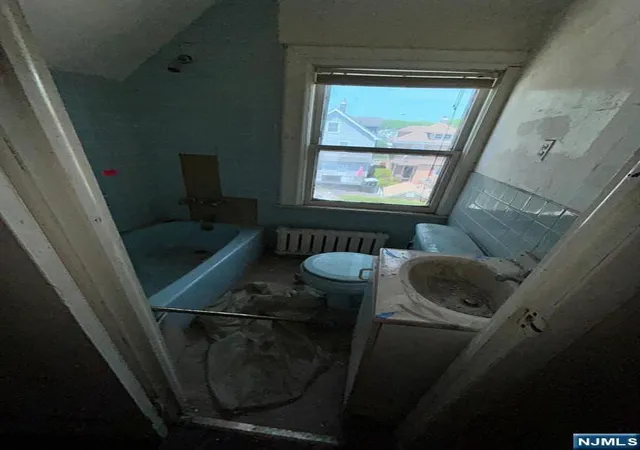 5th image of 101 22Nd St, East Orange, NJ 07017 | MLS# 26007051