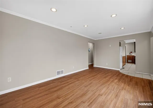 Photo 3 of Sale Pending at 340 Old Post Rd, Edison, NJ 08817 | MLS# 26007089 | Listing updated on 2026-07-09