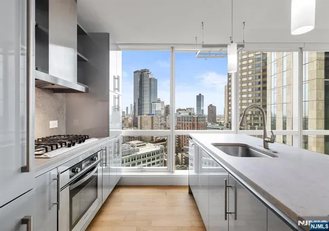 5th image of 77 Hudson St #2303, Jersey City, NJ 07302 | MLS# 26007118