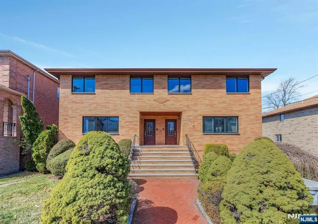 3rd image of 2413 Hammett Ave, Fort Lee, NJ 07024 | MLS# 26007365
