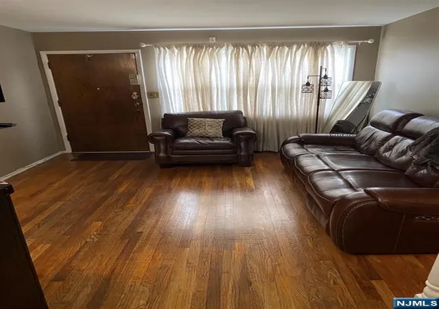 Photo 2 of Single family home for sale at 154 Side Ave, Jersey City, NJ 07305 | MLS# 26007391 | Listing updated on 2026-03-27