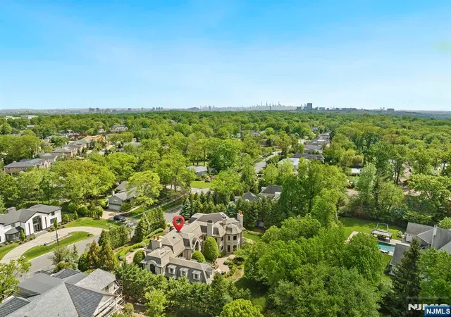 Homes for sale in Englewood Cliffs, NJ | 78 Roberts Rd, Englewood Cliffs, NJ 07632 | MLS# 26007531