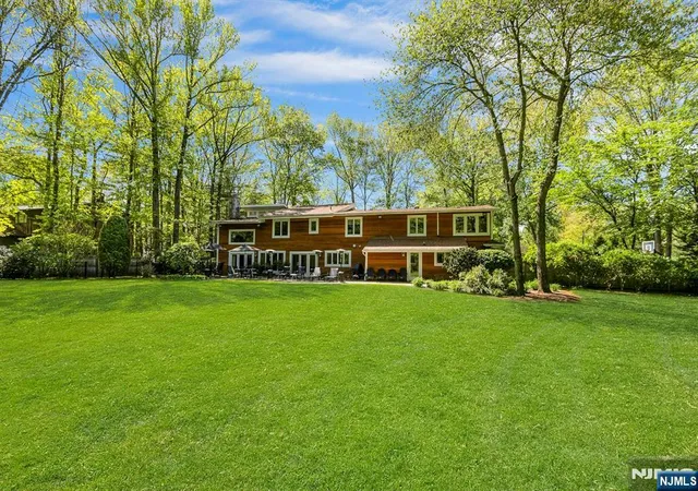 2nd image of 100 Dyer Ct, Norwood, NJ 07648 | MLS# 26007560