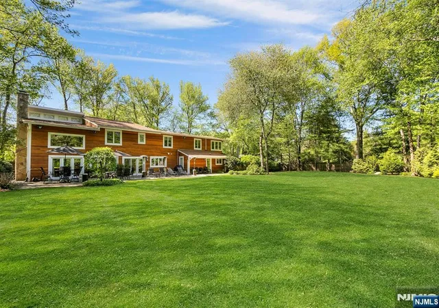 29th image of 100 Dyer Ct, Norwood, NJ 07648 | MLS# 26007560