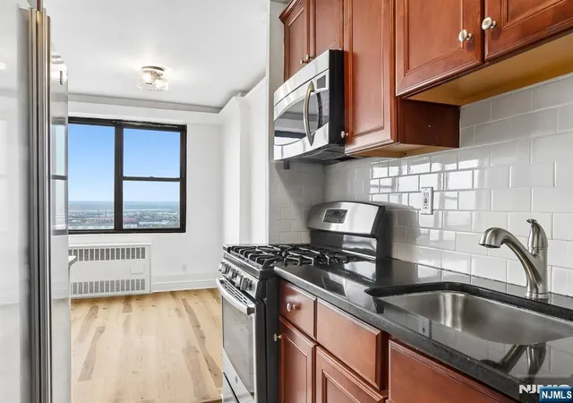 Homes for sale in Union City, NJ | 500 Central Ave #1617, Union City, NJ 07087 | MLS# 26007685