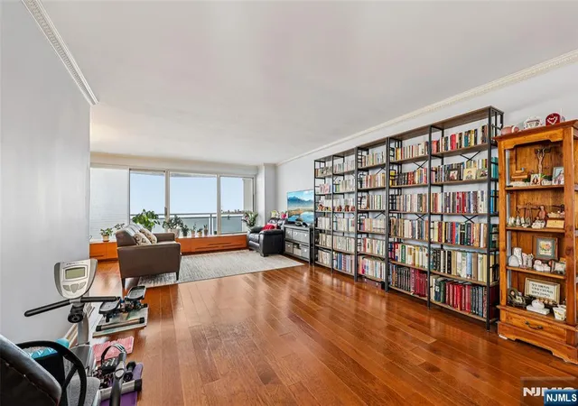 Homes for sale in Fort Lee, NJ | 2077 Center Ave #20J, Fort Lee, NJ 07024 | MLS# 26008006