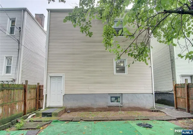 15th image of 198 17th St, East Orange, NJ 07017 | MLS# 26008219