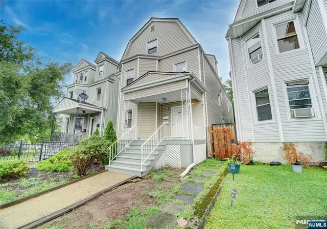 2nd image of 198 17th St, East Orange, NJ 07017 | MLS# 26008219