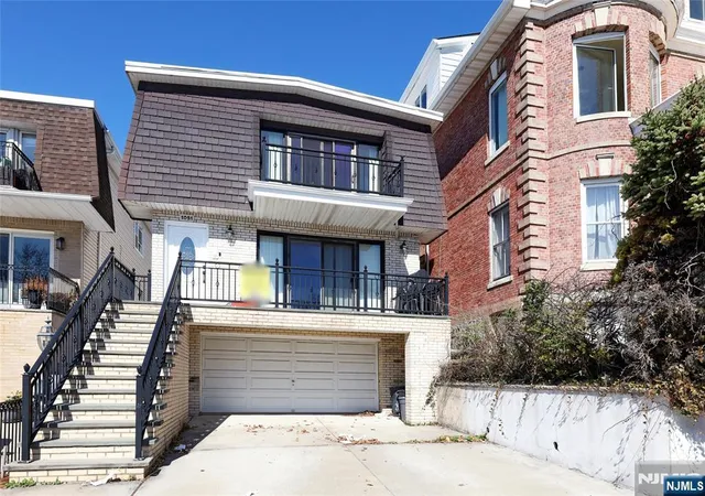 Homes for sale in Weehawken, NJ | 1021 Jfk Blvd E, Weehawken, NJ 07086 | MLS# 26008320