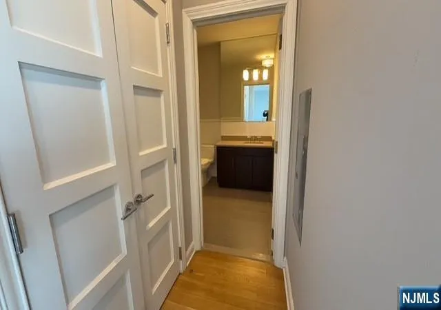 16th image of 9 Somerset Ln #502, Edgewater, NJ 07020 | MLS# 26008356