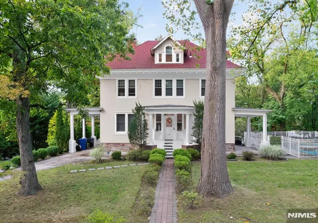2nd image of 285 Maple St, Englewood, NJ 07631 | MLS# 26008357