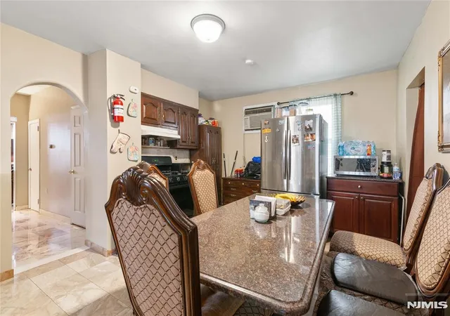 4th image of 109 Franklin St, Elizabeth, NJ 07206 | MLS# 26008538