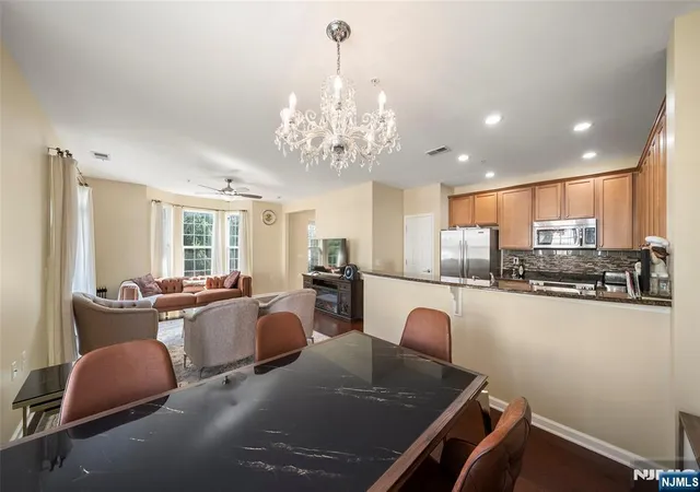 5th image of 3 Holly Ln, Garfield, NJ 07026 | MLS# 26008920