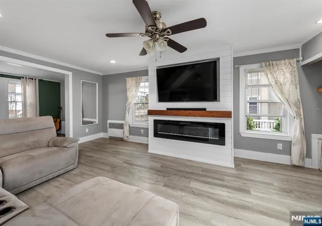 Homes for sale in Wanaque, NJ | 113 Meadowbrook Ave, Wanaque, NJ 07465 | MLS# 26009287