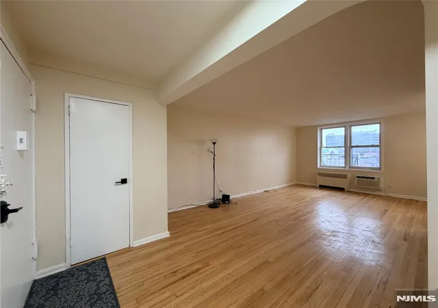 Photo 2 of Condominium at 2160 Center Ave #4R, Fort Lee, NJ 07024 | MLS# 26009436 | | Sold on 2026-06-10