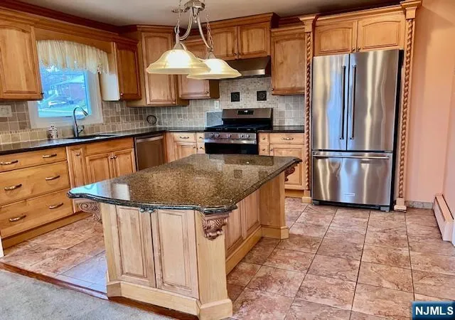 Photo 2 of Sale Pending at 661 Clinton Pl, Ridgefield, NJ 07657 | MLS# 26009480 | Listing updated on 2026-07-27