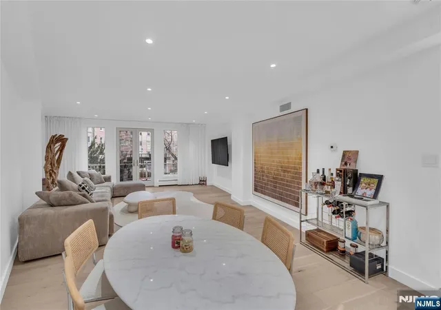 3rd image of 101 Shearwater Ct #25, Jersey City, NJ 07305 | MLS# 26009641