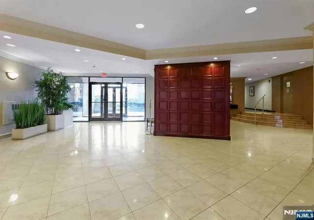 Homes for sale in Fort Lee, NJ | 2200 N Central #15G, Fort Lee, NJ 07024 | MLS# 26009780