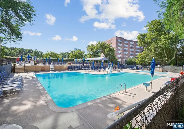 Homes for sale in Fort Lee, NJ | 2200 N Central #15G, Fort Lee, NJ 07024 | MLS# 26009780