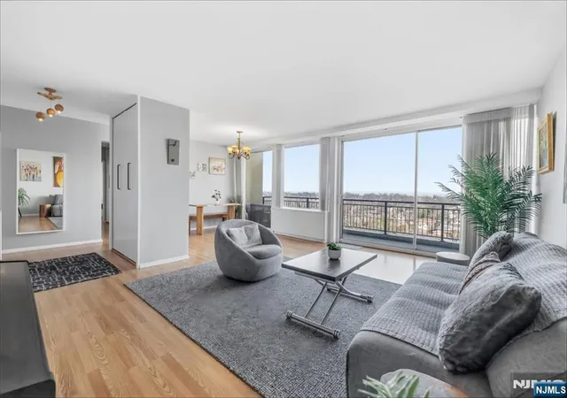 3rd image of 1 Horizon Dr #1209, Fort Lee, NJ 07024 | MLS# 26009803