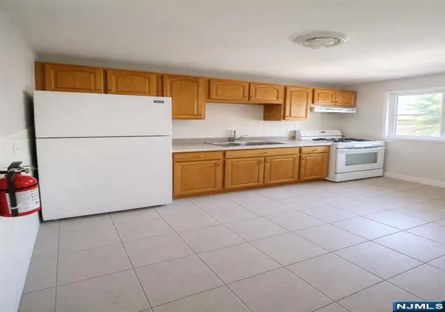 Photo 4 of Multi family home for sale at 832 Parker St, Newark, NJ 07104 | MLS# 26009917 | Listing updated on 2026-04-03
