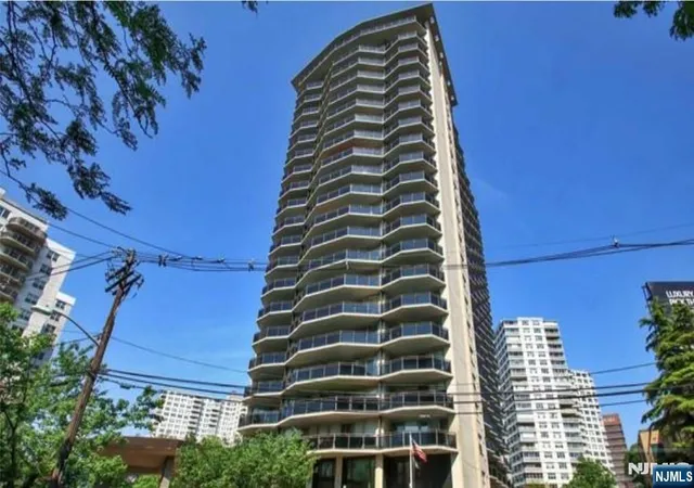 Photo 1 of Condo for sale at 2077 Center Ave #22H, Fort Lee, NJ 07024 | MLS# 26009935 | Listing updated on 2026-08-28