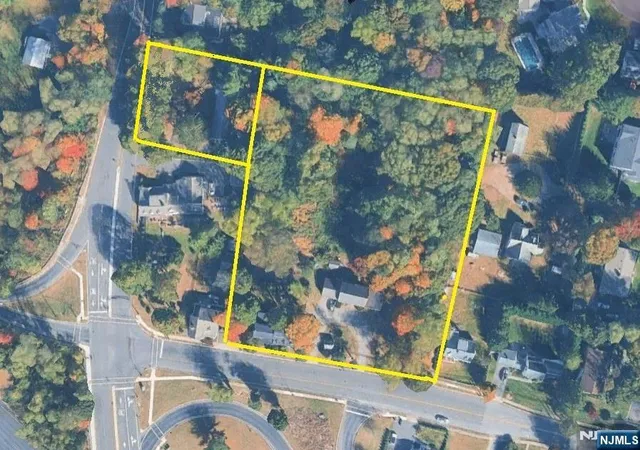 1st image of 795 Glen Ave, Ridgewood, NJ 07450 | MLS# 26010084