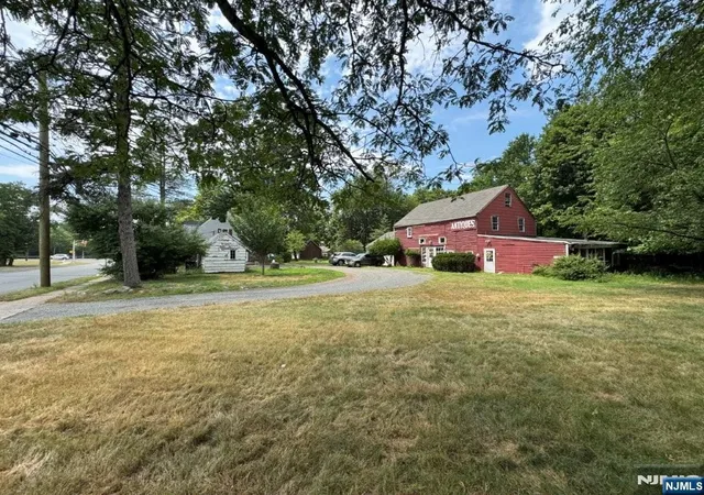 5th image of 795 Glen Ave, Ridgewood, NJ 07450 | MLS# 26010084
