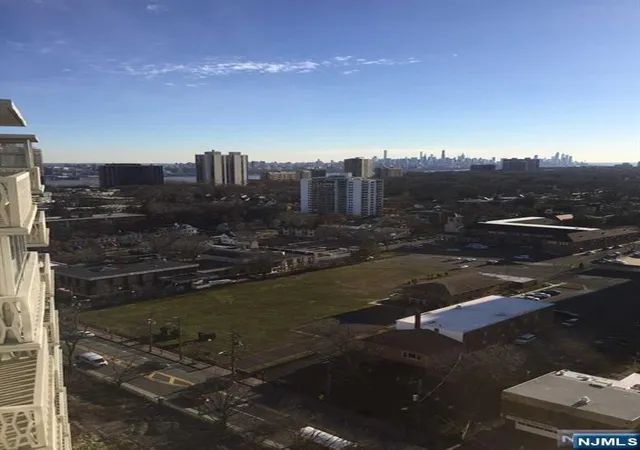 2nd image of 2000 Linwood Ave #23N, Fort Lee, NJ 07024 | MLS# 26010110