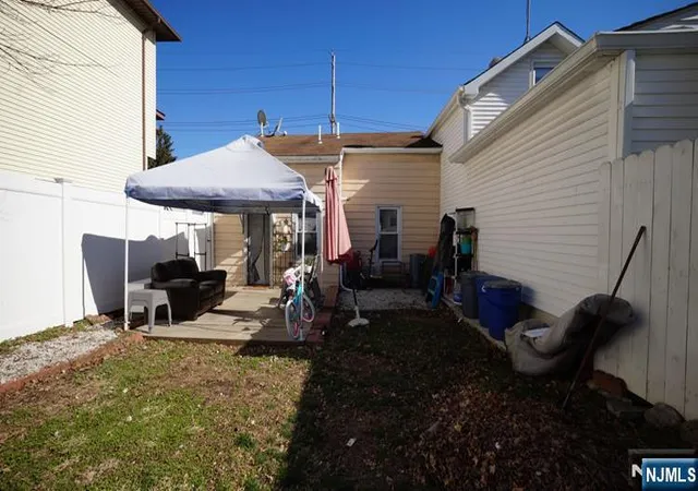 7th image of 31 Kossuth St, Haledon, NJ 07508 | MLS# 26010161