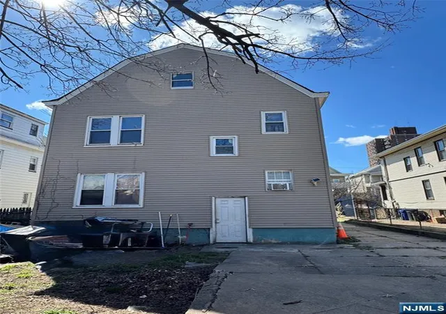 5th image of 219 Lawrence Pl, Paterson, NJ 07501 | MLS# 26010358