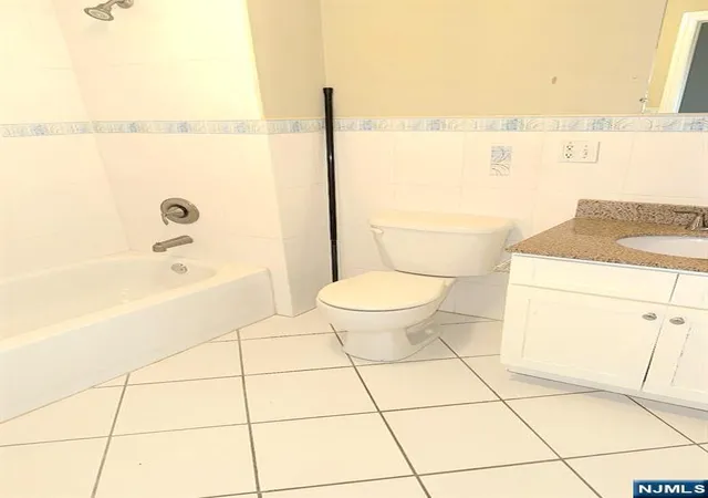 Homes for sale in Union City, NJ | 620 38th St #604, Union City, NJ 07087 | MLS# 26010432