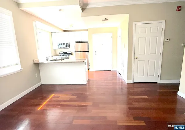 3rd image of 620 38Th St #604, Union City, NJ 07087 | MLS# 26010432