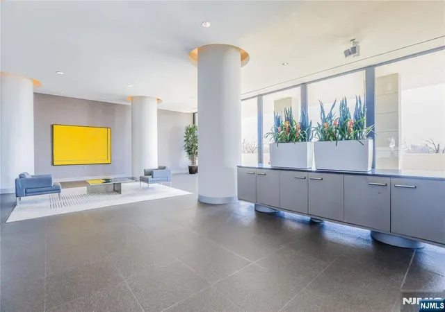 Photo 2 of House for sale at 1530 Palisade Ave #23G, Fort Lee, NJ 07024 | MLS# 26010499 | Listing updated on 2026-09-17