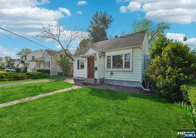 Homes for sale in Fair Lawn, NJ | 31 18 Norwood Dr, Fair Lawn, NJ 07410 | MLS# 26010551