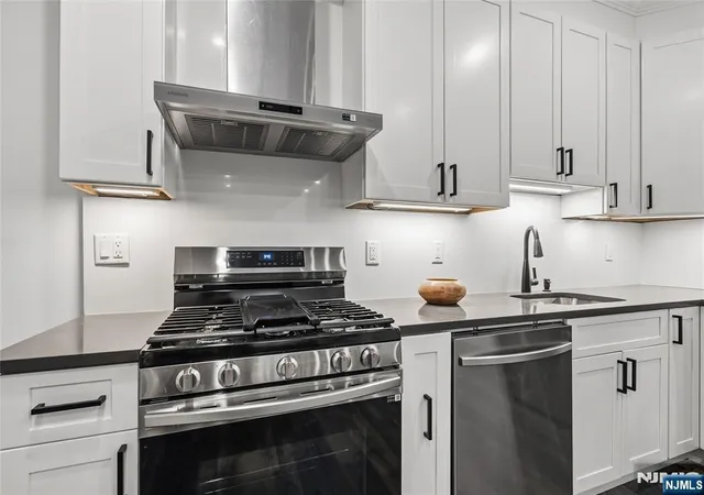 4th image of 521 10Th St #B2, Union City, NJ 07087 | MLS# 26010559