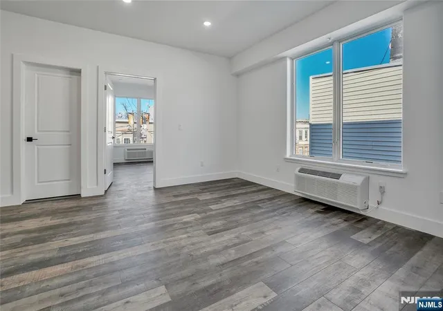 5th image of 521 10Th St #B2, Union City, NJ 07087 | MLS# 26010559