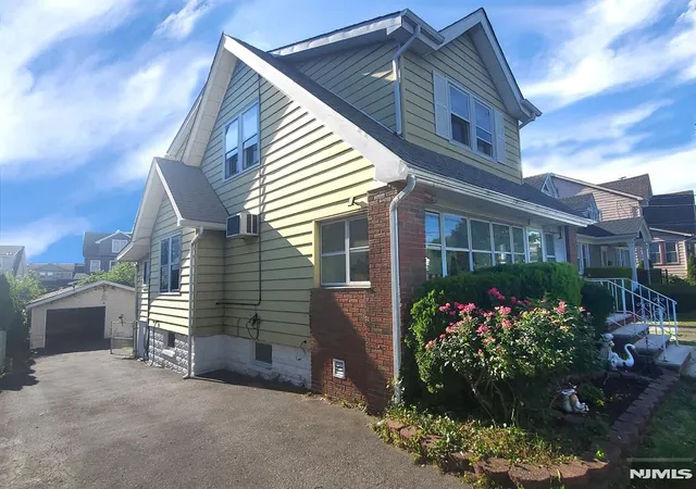 16th image of 33 Garden Ave, Belleville, NJ 07109 | MLS# 26010601