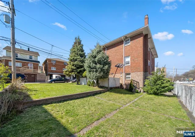 33rd image of 452 Commercial Ave, Cliffside Park, NJ 07010 | MLS# 26011140