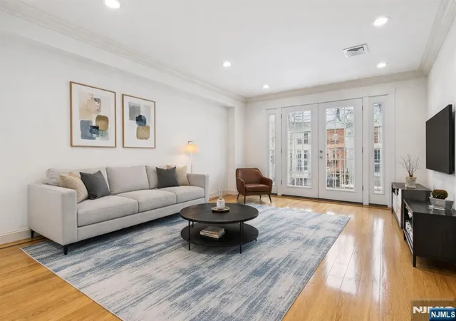 Homes for sale in Union City, NJ | 317 11th St #2, Union City, NJ 07087 | MLS# 26011534