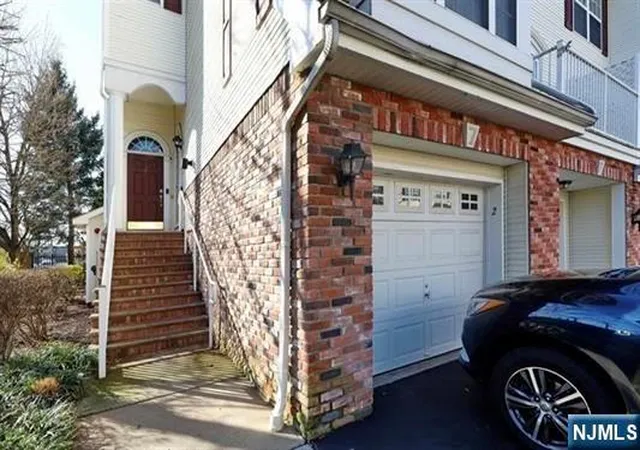 Homes for sale in Bayonne, NJ | 2 Marina Dr, Bayonne, NJ 07002