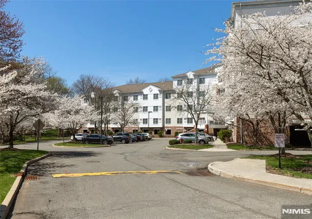 Homes for sale in Paramus, NJ | 189 Forest Ave #108, Paramus, NJ 07652 | MLS# 26011607