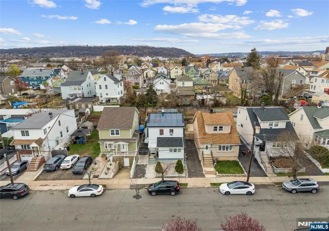 49th image of 1046 1048 26th St, Paterson, NJ 07513 | MLS# 26011688