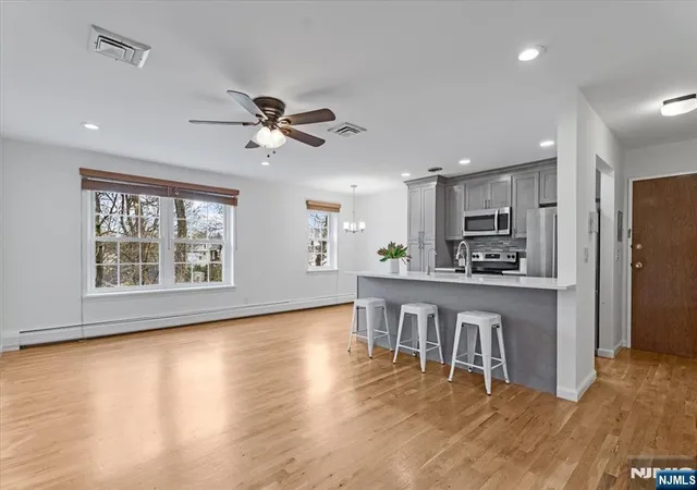 Homes for sale in Ridgewood, NJ | 364 E Ridgewood Ave, Ridgewood, NJ 07450