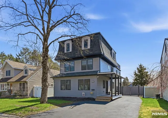 Homes for sale in Pompton Lakes, NJ | 1074 Colfax Ave, Pompton Lakes, NJ 07442 | MLS# 26011983