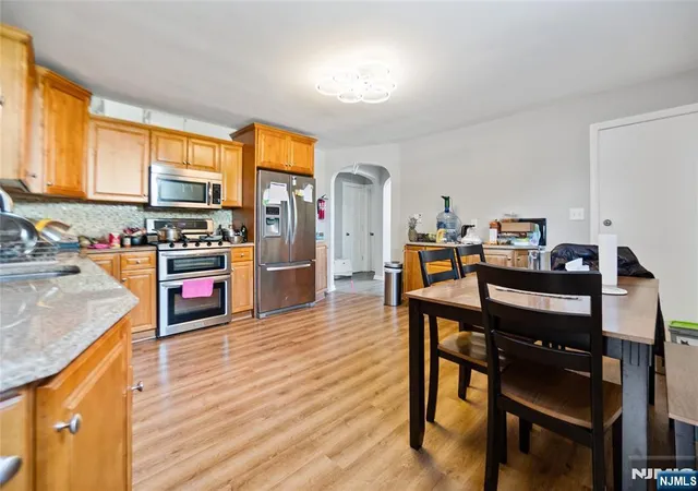 Homes for sale in Elmwood Park, NJ | 154 Orchard St, Elmwood Park, NJ 07407 | MLS# 26012115