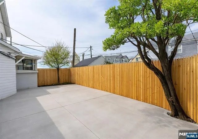 18th image of 135 Tremont Ave, East Orange, NJ 07018 | MLS# 26012195